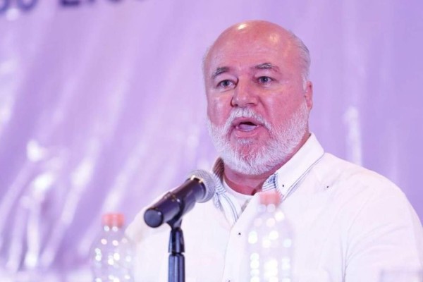 ‘Debe revisarse el modelo fiscal’: Manuel Clouthier, candidato independiente al Senado de la República por Sinaloa