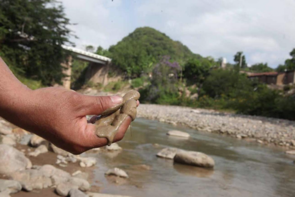 Alerta en Sinaloa por derrame de cianuro en Durango hacia río Piaxtla