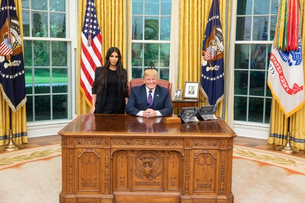 Reunión de Kardashian con Trump afianza la telerrealidad en la Casa Blanca