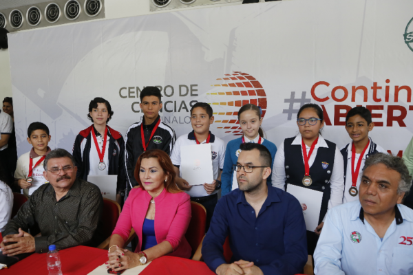 Listos, estudiantes de Sinaloa que irán a Olimpiada de Matemáticas
