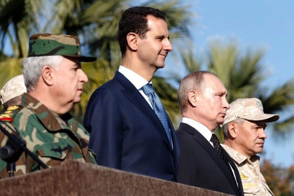 Anuncia Putin en Siria retirada de tropas rusas
