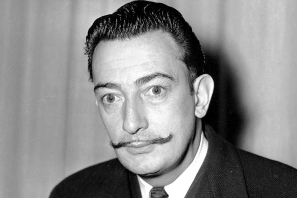 Disputa de paternidad requiere exhumar restos de Salvador Dalí