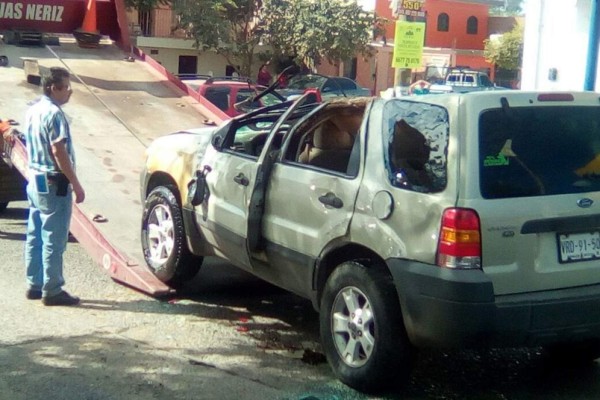Deja choque daños en tres vehículos, en Culiacán
