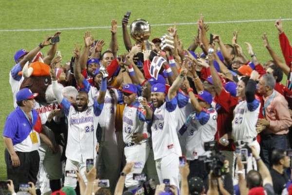 Toros del Este de República Dominicana levanta el título de la Serie del Caribe 2020.
