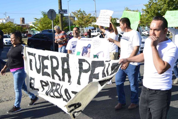 Se unen en Mazatlán a todo el País contra el gasolinazo