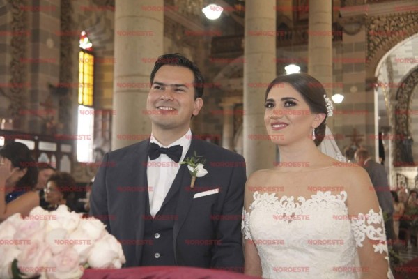Mariana Montoya Almada y Luis Guillermo Medrano bendicen su amor