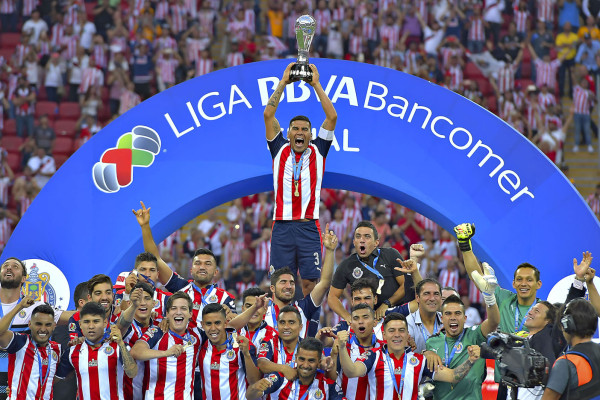 Despierta el 'gigante'; Chivas es campeón del futbol mexicano
