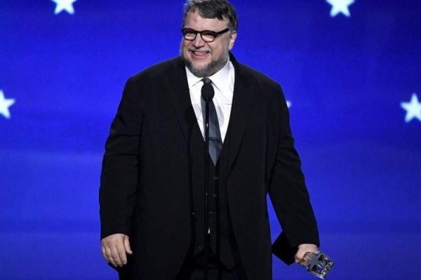 Critics Choice Awards premia a Guillermo del Toro como mejor director