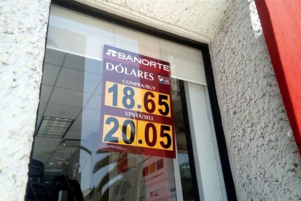 Dólar llega a los 20 pesos a la venta, ante la posible conclusión de la renegociación del TLCAN