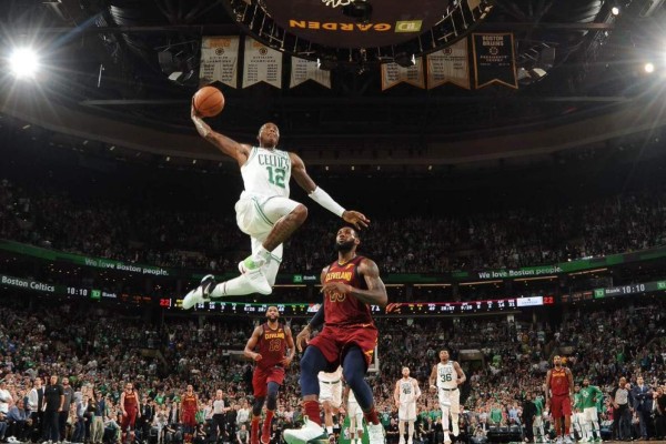 Celtics de Boston busca incrementar su ventaja en casa de Cavaliers