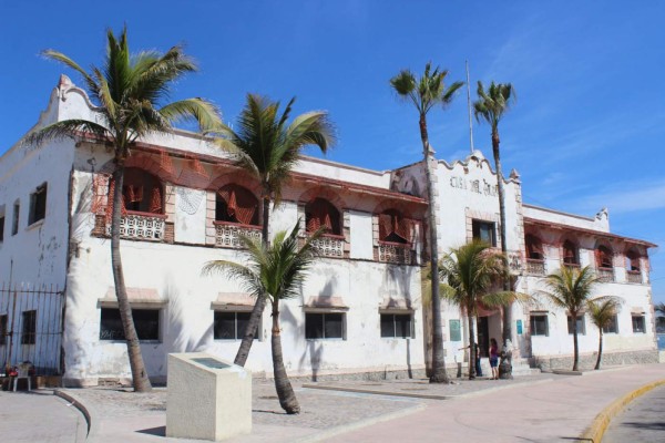 Buscan restaurar la Casa del Marino, en Mazatlán