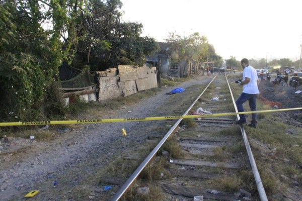 Matan a un hombre a balazos en la Colonia Azteca, en Mazatlán