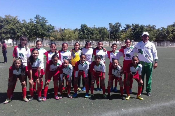 Consigue Leonas Imdem su primer triunfo en la Liga Nacional Juvenil de Futbol Femenil