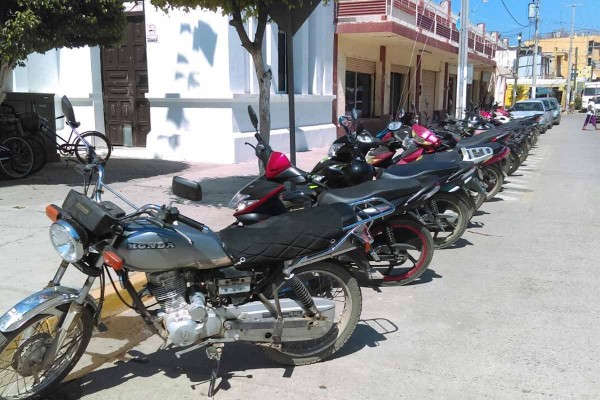 Se incrementa uso de motocicletas en Escuinapa