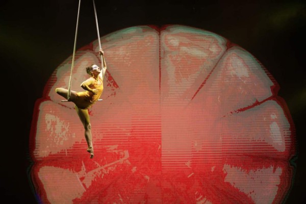 Engalana el Cirque du Soleil inauguración del Tianguis Turístico en Mazatlán