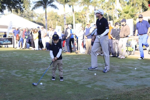 Las nuevas generaciones son las que darán permanencia al golf en el Country Club.