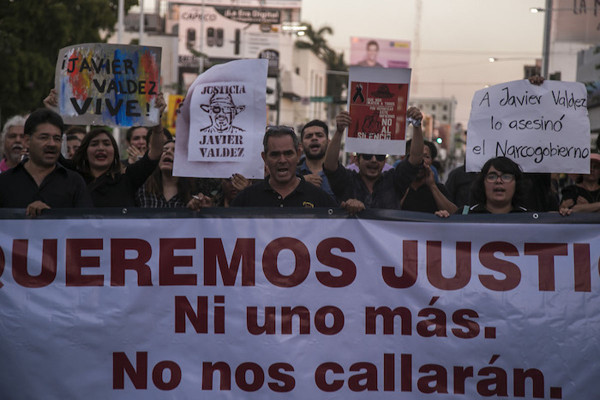 Demandan a EPN parar agresiones a periodistas