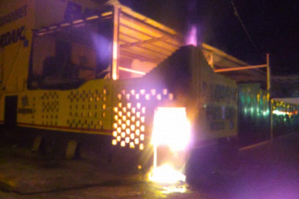 Taller mecánico y local abandonado se incendian en Mazatlán