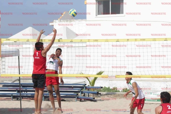 Duro inicio tiene Mazatlán en Olimpiada Estatal de Voleibol de Playa 2018