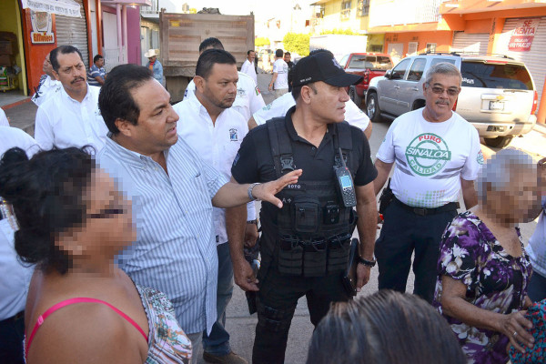 Reclaman robos y pleitos al Alcalde de Mazatlán