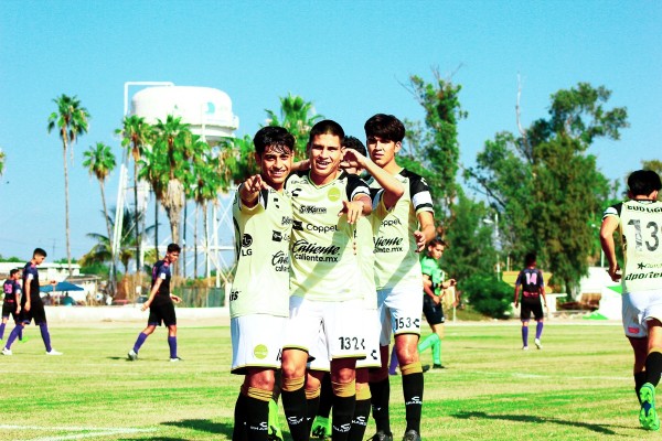 Dorados logró una contundente victoria en Jalisco.