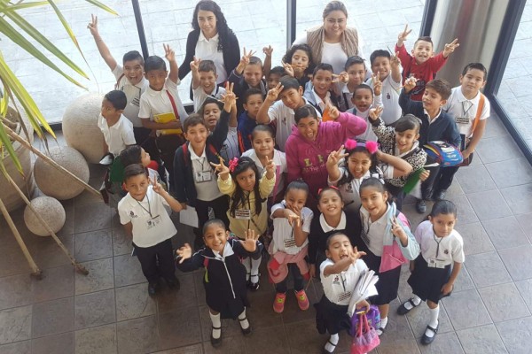 Visitan Noroeste Mazatlán por proyecto escolar