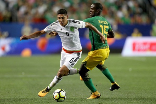 Patético empate sin goles entre México y Jamaica