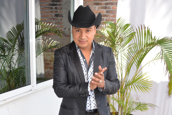 Raúl Raymundo llega desde Guatemala, con música sinaloense