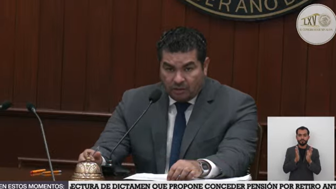 El Diputado Rodolfo Valenzuela Sánchez informa que el legislador Juan Carlos Villa Romero será el coordinador de la bancada del PVEM. El Diputado Rodolfo Valenzuela Sánchez informa que el legislador Juan Carlos Villa Romero será el coordinador de la bancada del PVEM.