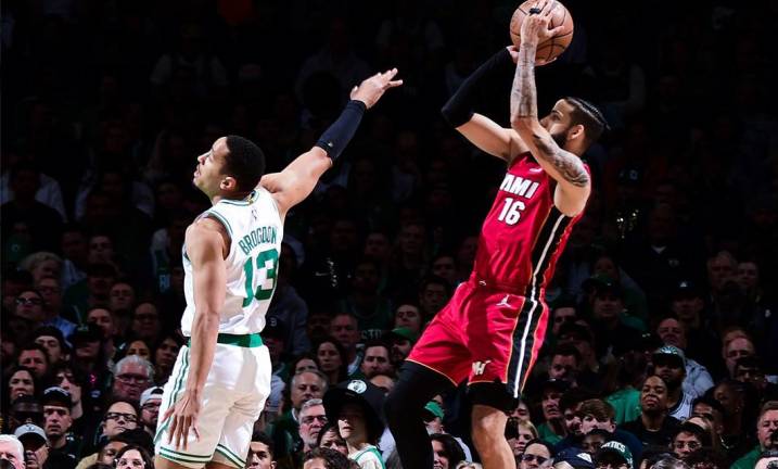 Miami Heat aumenta su ventaja en la serie.