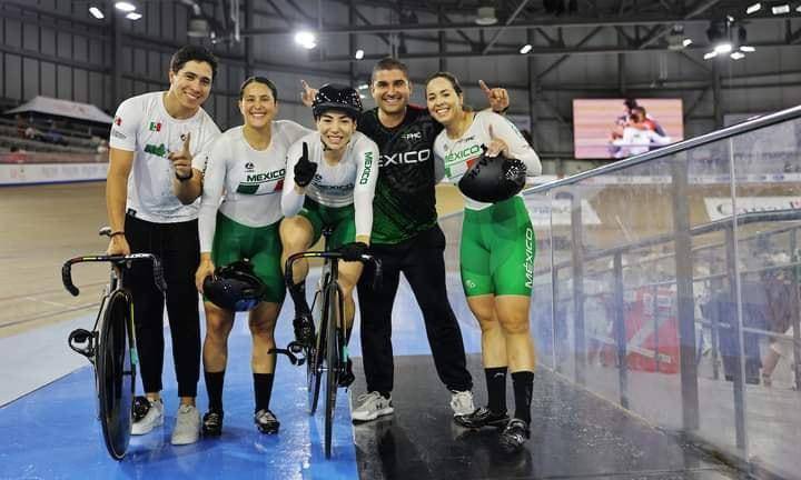 El equipo mexicano de velocidad femenil.