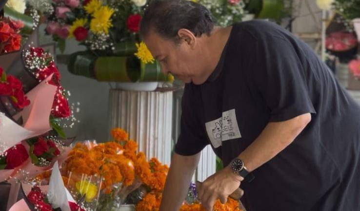 En Culiacán las flores se están acabando a causa del bloqueo carretero en el sur del País. En Culiacán las flores se están acabando a causa del bloqueo carretero en el sur del País.