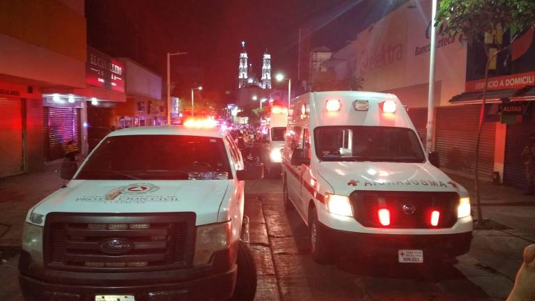 Heridos del derrumbe en zapatería del Centro de Culiacán están en observación