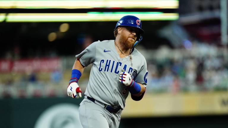 Los Cachorros declinan su opción para 2026, pero elogian su impacto más allá del terreno. Los Cachorros declinan su opción para 2026, pero elogian su impacto más allá del terreno.