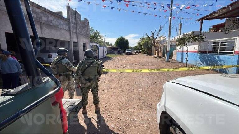 Militares y peritos aseguraron la vivienda donde un hombre fue atacado a balazos en El Ranchito. Militares y peritos aseguraron la vivienda donde un hombre fue atacado a balazos en El Ranchito.
