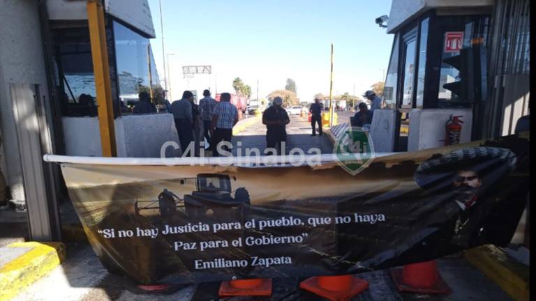 Agricultores toman caseta de Costa Rica; este martes cerrarán las de la zona norte de Sinaloa