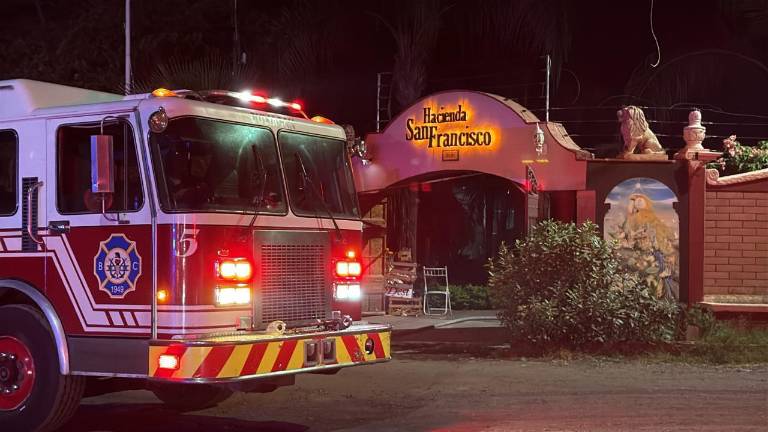La estancia se ubica pasando por el camino de terracería conocido como Laureles, en el cruce con la calle De los Álamos. La estancia se ubica pasando por el camino de terracería conocido como Laureles, en el cruce con la calle De los Álamos.