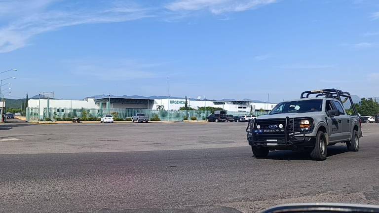 En las inmediaciones del Hospital IMSS Bienestar de Escuinapa se ha incrementado la vigilancia. En las inmediaciones del Hospital IMSS Bienestar de Escuinapa se ha incrementado la vigilancia.