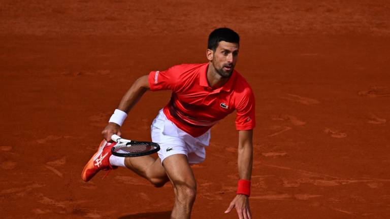 Novak Djokovic se impone en tres sets.