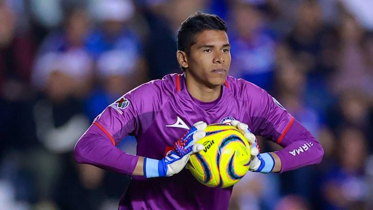 El portero colombiano no estará de vuelta con La Máquina por lo menos hasta mitad del próximo torneo. El portero colombiano no estará de vuelta con La Máquina por lo menos hasta mitad del próximo torneo.