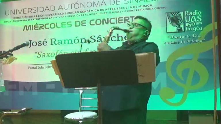 Toca José Ramón Sánchez el ‘Saxofón sin fronteras’
