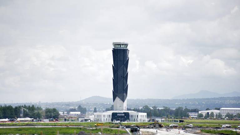 La Presidenta de México Claudia Sheinbaum Pardo asegura que no ha habido problemas con el transporte de carga de aerolíneas estadounidenses. La Presidenta de México Claudia Sheinbaum Pardo asegura que no ha habido problemas con el transporte de carga de aerolíneas estadounidenses.