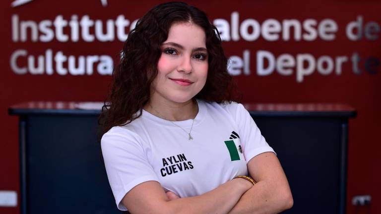 Aylin Cuevas celebra tercer lugar en el Premio Estatal del Deporte 2025. Aylin Cuevas celebra tercer lugar en el Premio Estatal del Deporte 2025.