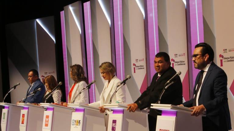 Los seis candidatos a la Alcaldía de Culiacán debatieron en el encuentro público organizado por el IEES este viernes.