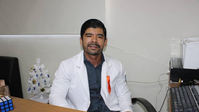 El director del Centro de Salud en Rosario Enrique Fregoso Casillas aclara que no hay alerta por Covid-19 en el municipio.