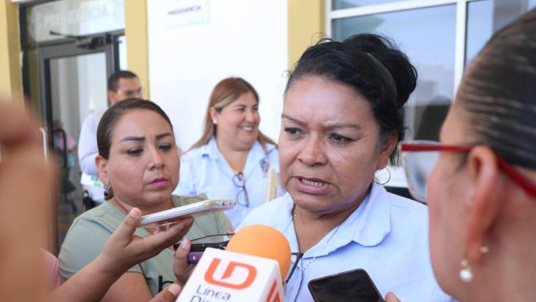 La dirigente del Sindicato de Trabajadores al Servicio del Ayuntamiento de Mazatlán se reunió con el Alcalde Édgar González Zataráin.