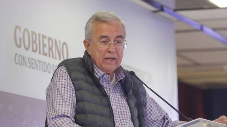 Rubén Rocha Moya acusa que hay periodistas e intelectuales al servicio de partidos políticos.