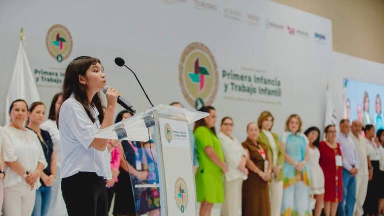 Tabata Álvarez Hernández, niña Impulsora de la Transformación de los Derechos de las Niñas y Niños de Mazatlán, destaca la importancia de crear proyectos de desarrollo dirigidos a ellos y en políticas públicas a favor de la niñez.