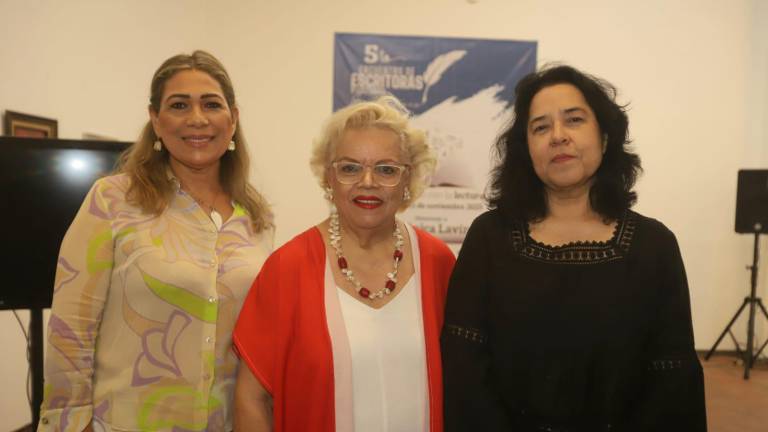 Silvia Michel, Julieta Montero y Ernestina Yépiz. Silvia Michel, Julieta Montero y Ernestina Yépiz.