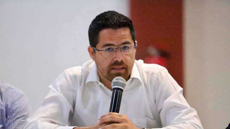 Cuitláhuac González Galindo, Secretario de Salud en Sinaloa